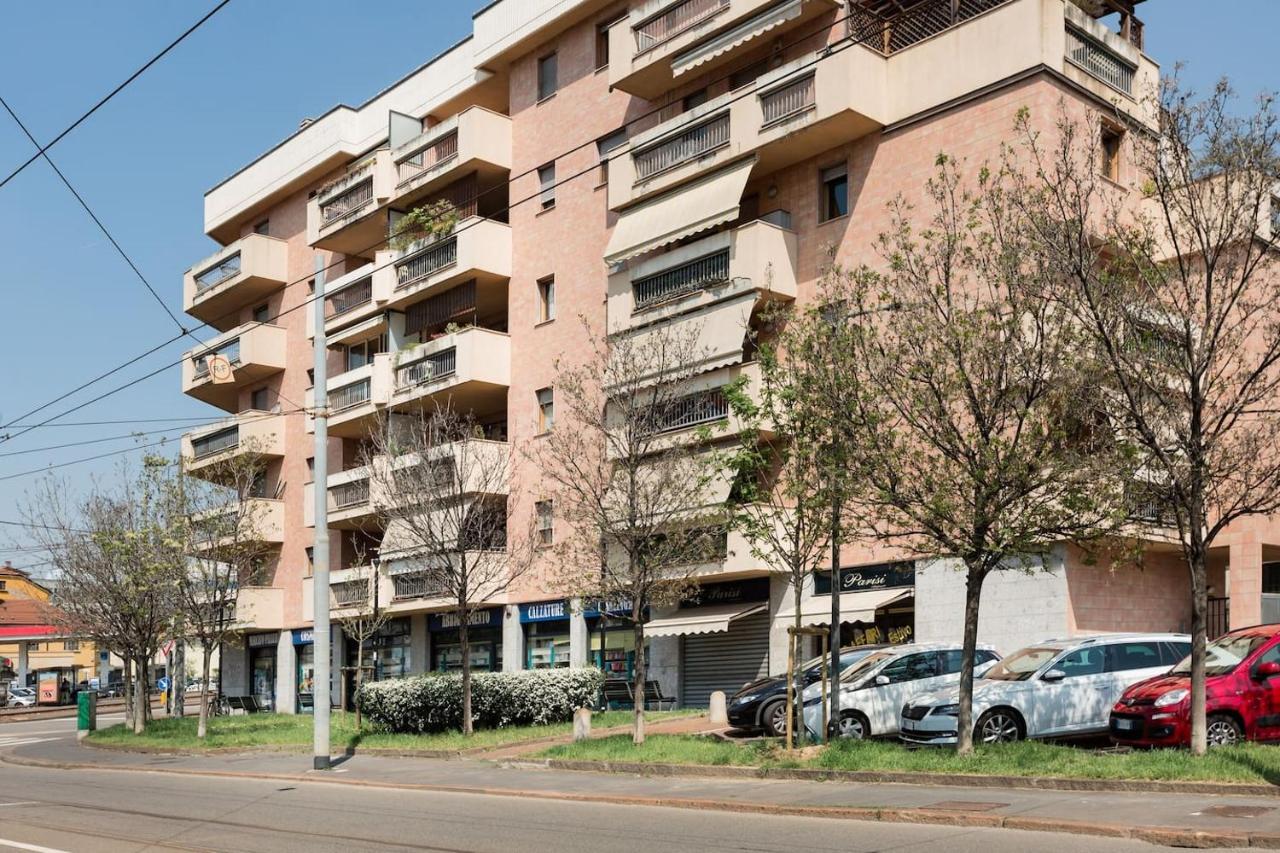 Golden Suite Apartment & Day Use Milão Exterior foto
